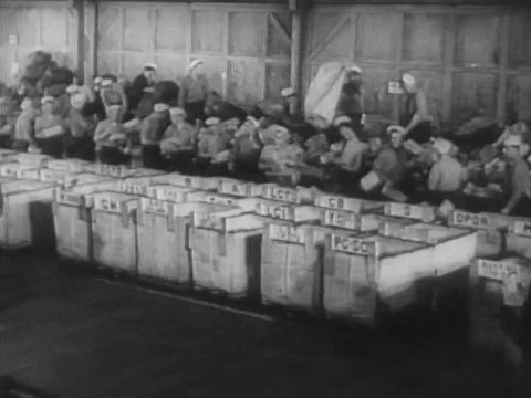 NASA engineers work on deep space solar array in a highly controlled clean room 스톡 동영상 75000297