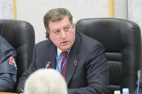 NASA ISS Program Manager Kirk Shireman gives remarks during the State Commi.. Foto stock