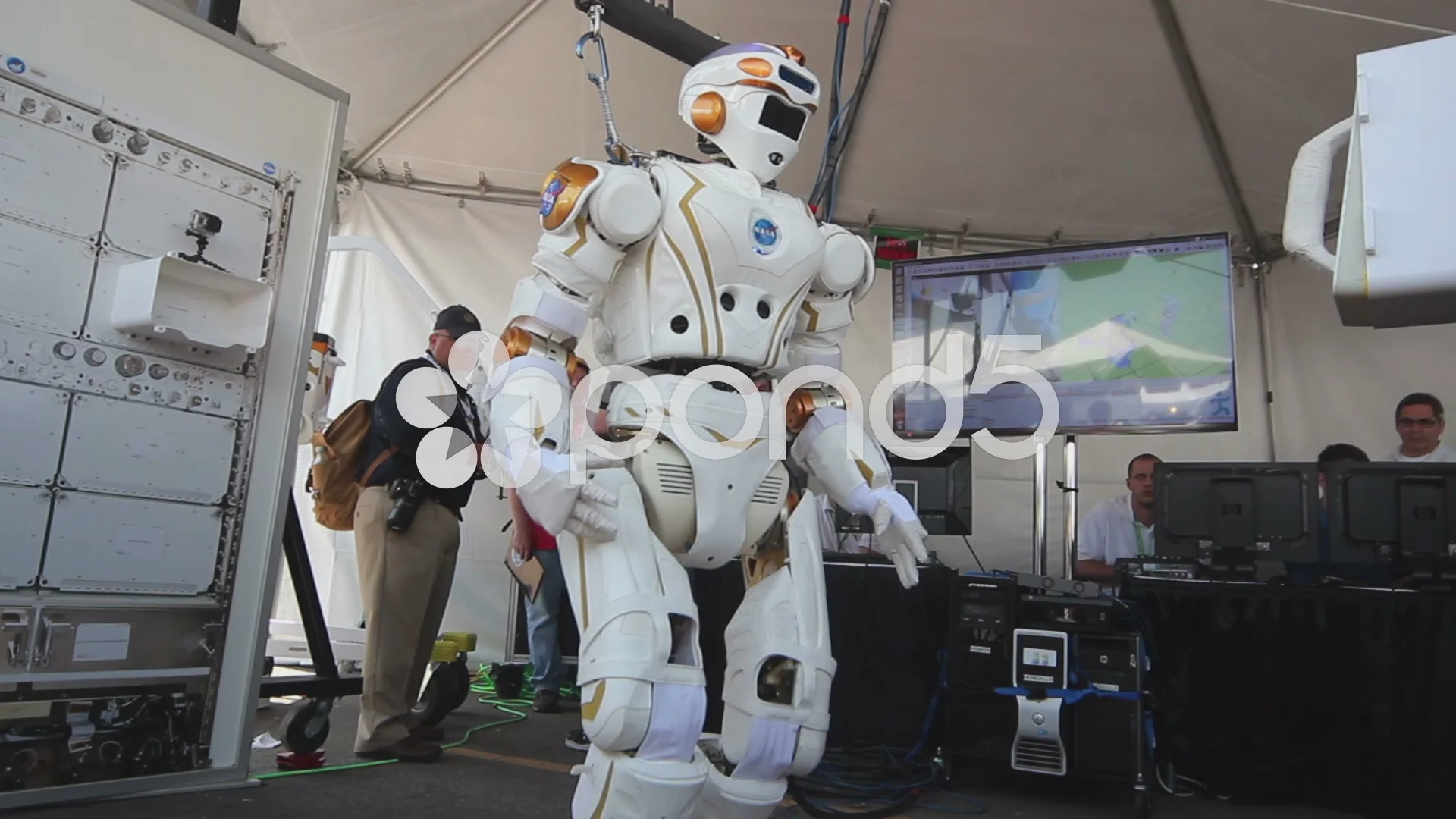 Watch Nasa's latest humanoid robot Valkyrie dance