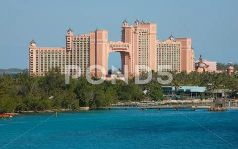 Nassau-feb4: atlantis paradise island feb 4, 2013 in nassau, bahamas. the roy Stock Photos