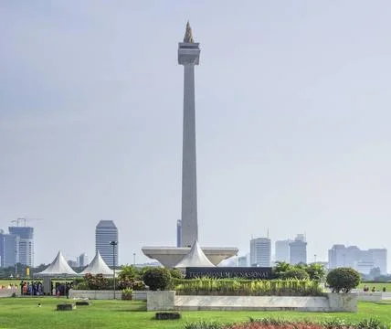 National Monument of Jakarta in Java the National Monument in Jakarta, the... Fotos de archivo
