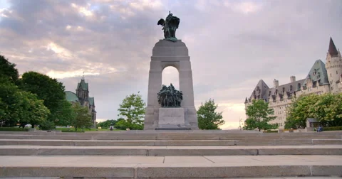 National War Memorial At Sunset On A Cloudy Day Vidéo 63167129