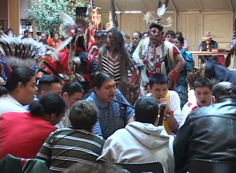 Native American dance &amp; drums 3, loud beat, colorful Am. Indian dress Video stock 296716018