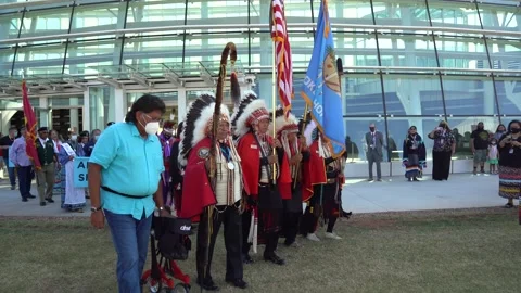 Native Americans dancing 스톡 동영상 220610724