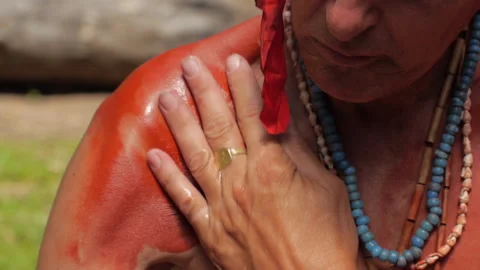 Native Americans Using Natural Pigment to Paint Skin - Eastern Woodland Indians Stock Footage 196318256