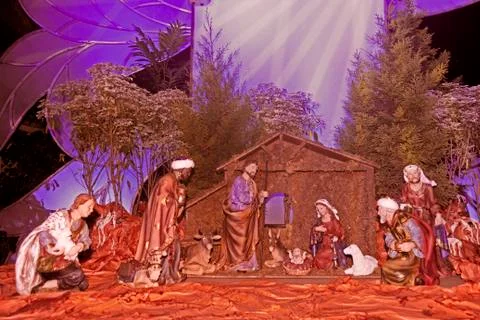 Nativity set with old plaster figurines, india Stock Photos
