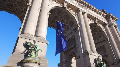 NATO Flag at Cinquantenaire Arch, Brussels Park Vídeo Stock 307999863