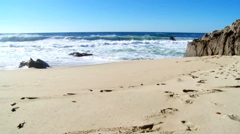 Natural beach scene with large waves Stock Footage 43082799