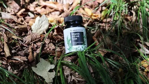 Natural elements vitamin b12 and folate vegan supplements Video stock 345275200