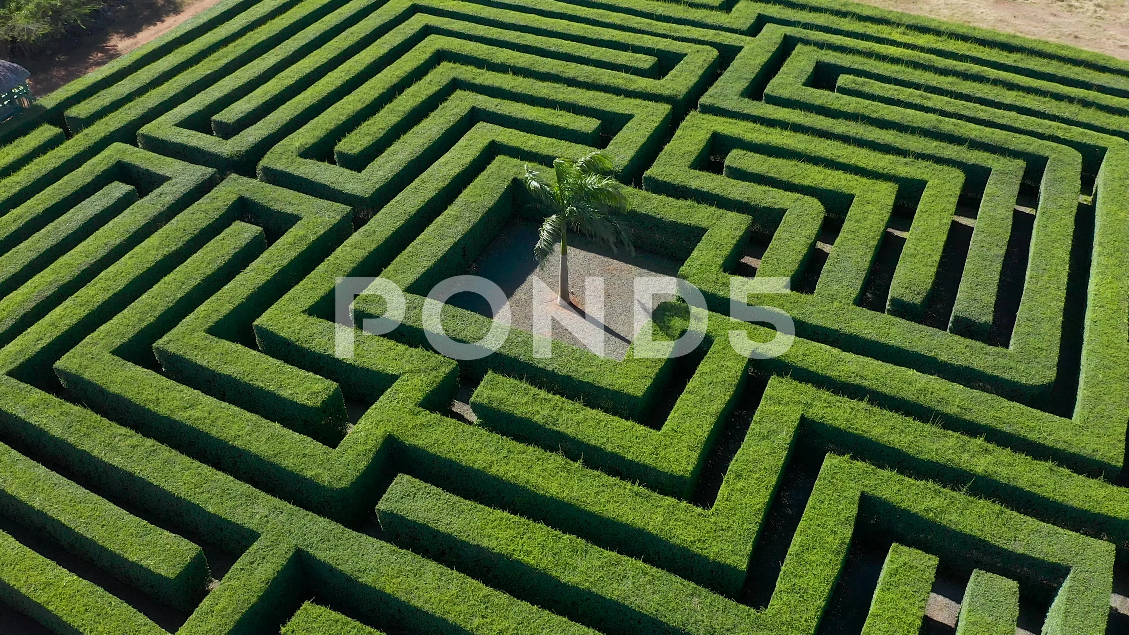 cdn./ma/ze/maze-labyrinth-d.jpg?wid