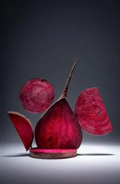 Natural Red Beet Vegetable Composition, vitamins vegan volumetric light view  Fotos de archivo