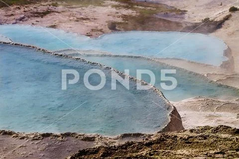Natural travertine pools and terraces, Pamukkale, Turkey Stock Photos