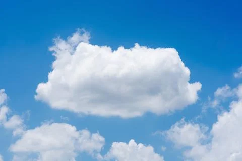 Nature white cloud on blue sky background in daytime, photo of nature cloud.. 库存照片