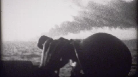 Navy World War 2 - Archival footage of Ships transferred from 8mm film 库存影片 41277485