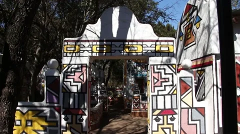 Ndebele paint 3 Video stock 51489610