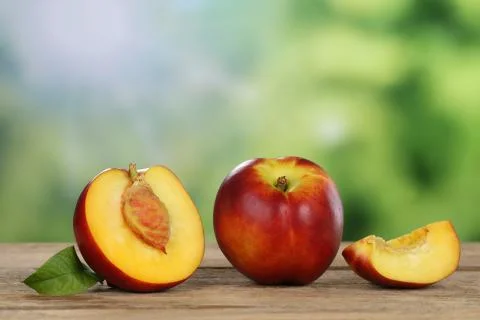 Nectarines in summer with copyspace Stock-Fotos