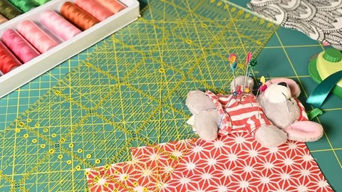 Needed for handmade hobby tailoring Vídeos de archivo 126989646