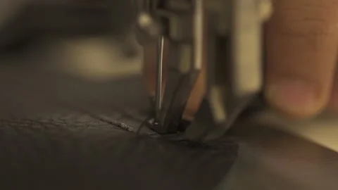Needle Of A Traditional Sewing Machine Stitching A Leather Handbag Stock Footage 266136316