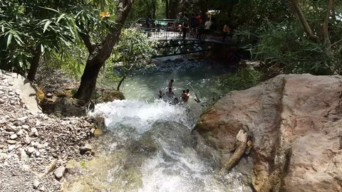 Neer Falls, Rishikesh 库存影片 106739546