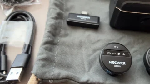 Neewer KM 18 Mini Wireless Mic Stock Footage 326223490