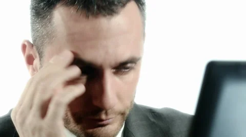 Negative thoughts Видео 27869153