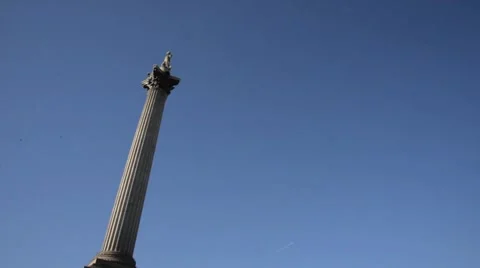 Nelson's Column and Trafalgar Square in Central London UK 스톡 동영상 43148635
