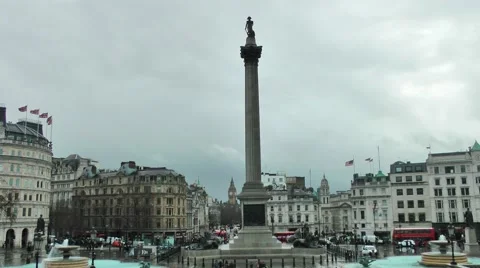 Nelsons column wet grey day.mp4 Stock Footage 47178725