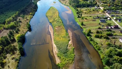 Neman River, Belarus. Beautiful view of the river from a bird's eye view. 스톡 동영상 225308512