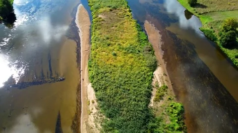 Neman River, Belarus. Beautiful view of the river from a bird's eye view. 스톡 동영상 225308523