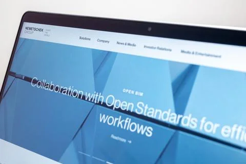 Nemetschek Group website promoting collaboration with open standards for ef.. Fotos de archivo