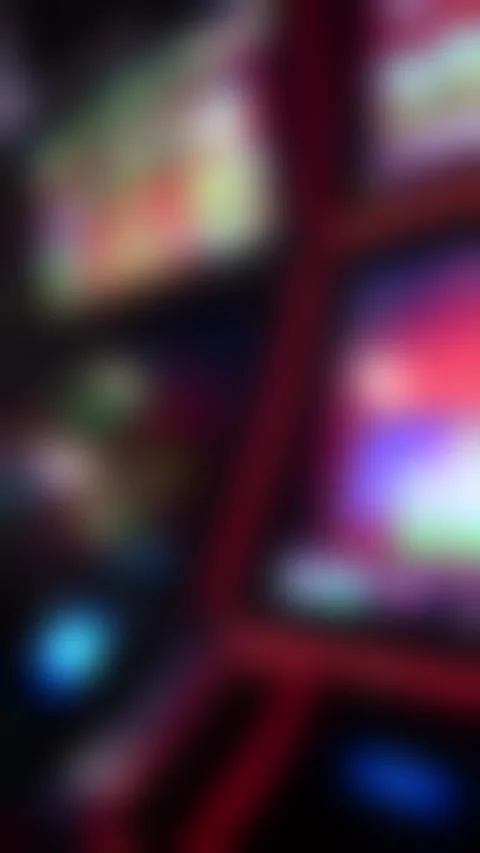 Neon arcade lights with smooth horizontal pan motion scene Vidéo 332511638