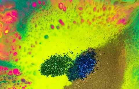 Neon colored marble pattern with golden glitter. Fluorescent liquid background Illustrazione stock