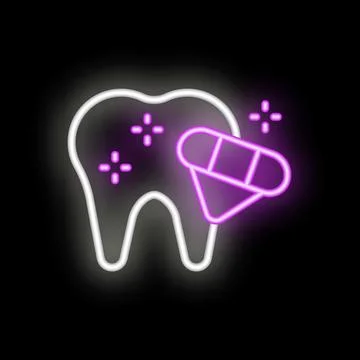 Neon icon of a tooth getting cleaned with toothpaste Illustrazione stock