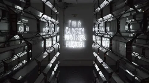 Neon sign, shiny reflection - Push in movement Video stock 148890476