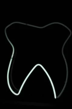 Neon tooth sign Stock Illustration