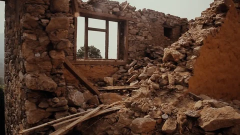 Nepal earthquake destroyed building Vídeo Stock 105380426