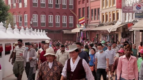 Nepal Kathmandu Durbar Square crowd of people walking on busy street  Видео 86885041