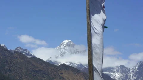 Nepal Prayer flag with the Himalayas in the background Solukhumbu Stock-Footage 45208467