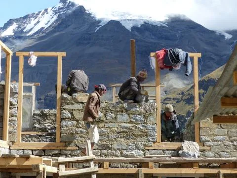 Nepalese workers in th Tilicho Base Camp Stock-Fotos
