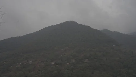 NEPAL|HILLS|HOUSE 스톡 동영상 106444573