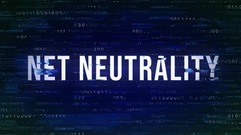 Net Neutrality - Glitch Animated Buzzword with Binary in the Background Vidéo 90275820