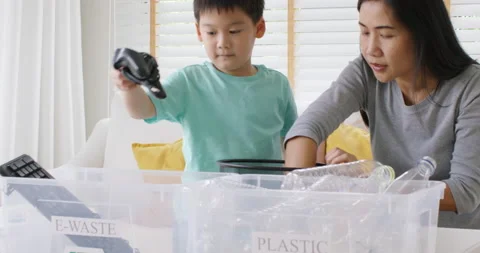 Net Zero mindset creativity childhood building for asia preschool kid. Видео 220021340