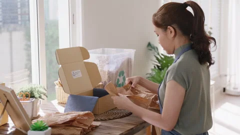 Net Zero SME eco friendly seller go green shop in Earth care day. Video stock 248111989