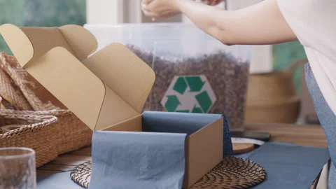 Net Zero SME eco friendly seller go green shop in Earth care day. Video stock 248114558