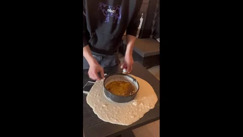 Netherlands: Cake Cooking Goes Wrong Due to Recipe Mistake Stockbeeldmateriaal 331986419