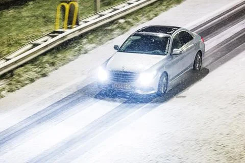 Netherlands issues Code yellow due to snow and slippery roads, Heinenoord - 05 J Stock Photos