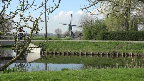 Netherlands windmill and bicycle Video stock 80142498