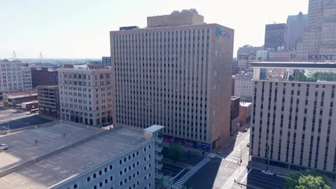 The Netrality Data Center and St. Louis Missouri city skyline - forward drone Stock Footage 338023612