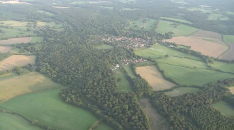 Nettlebed looking back-Progressive Video stock 30480748