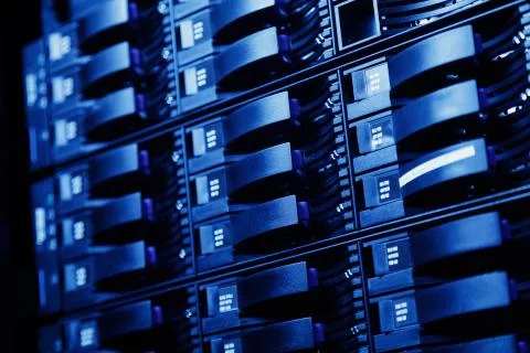 Network server room with servers high performance computers running processes Foto stock